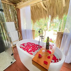 Hotel Nuscaa Boutique Tree House & Spa, Puerto Morelos